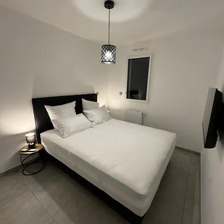 شقة Cosy Avec Terrasse *