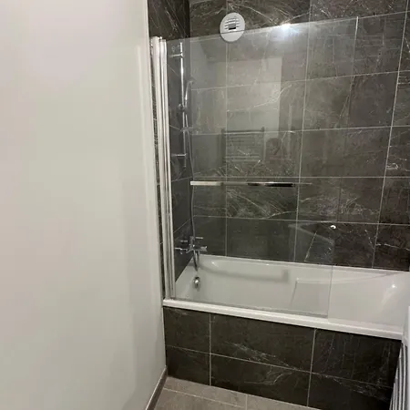 شقة Cosy Avec Terrasse